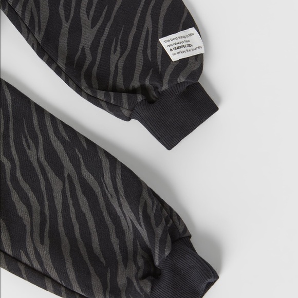 Zara zebra sweatpants NWT - Picture 2 of 5